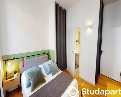 Chambre - 120 m² - 1 pièce