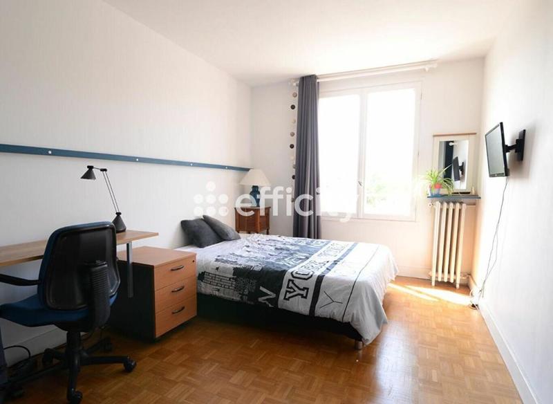 Appartement - 80 m² - 4 pièces