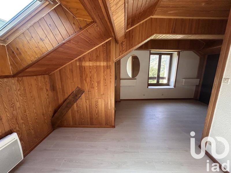 Maison - 60 m² - 4 pièces