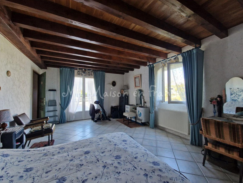 Maison - 160 m² - 7 pièces