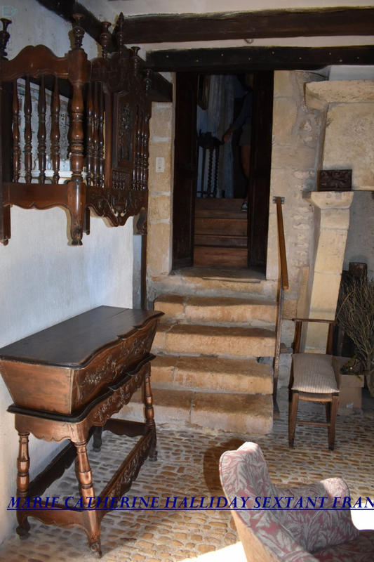 Maison - 230 m² - 6 pièces