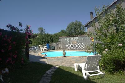 Maison - 270 m² - 6 pièces