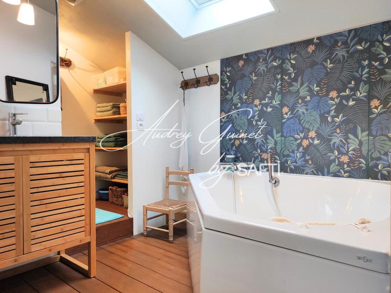 Maison - 125 m² - 5 pièces