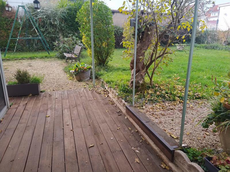 Maison traditionnelle - 90 m² - 5 pièces