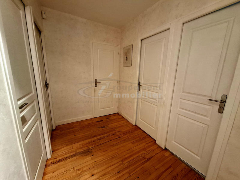 Maison - 102 m² - 4 pièces