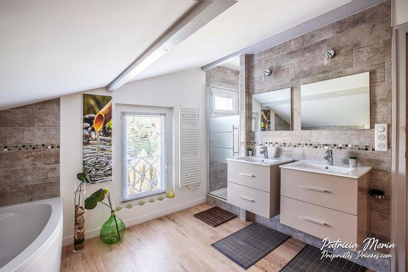 Maison - 165 m² - 6 pièces