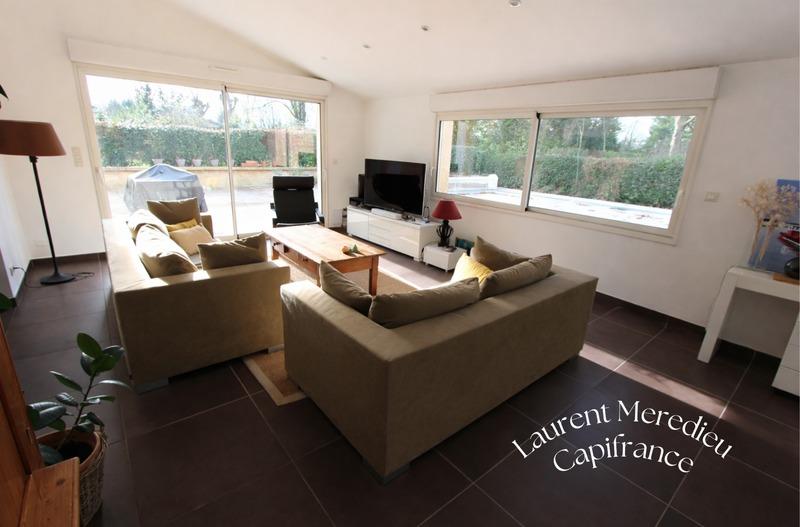 Maison bourgeoise - 275 m² - 10 pièces