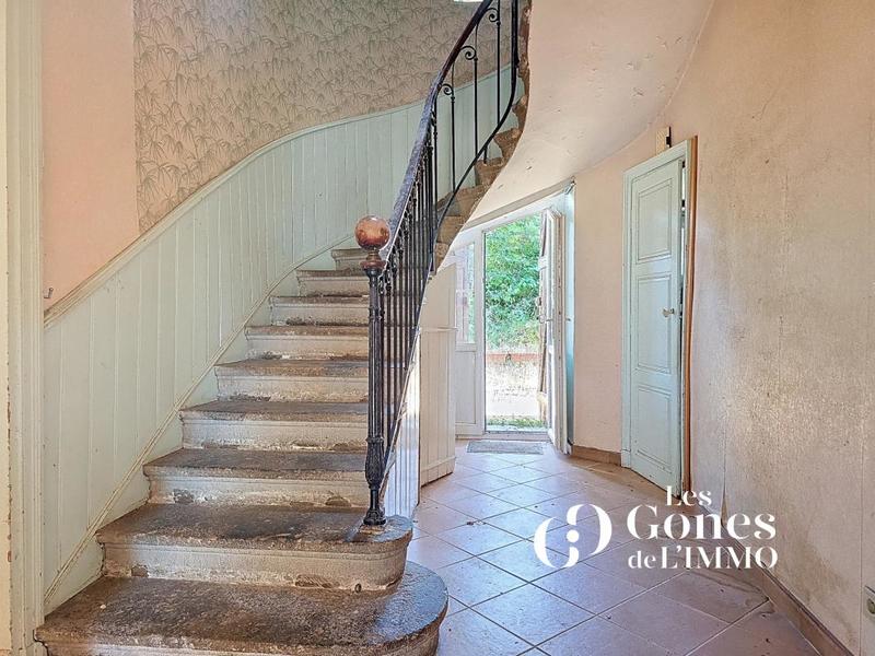 Maison bourgeoise - 260 m² - 7 pièces