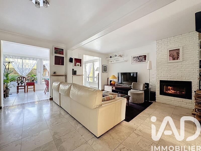 Maison - 121 m² - 6 pièces