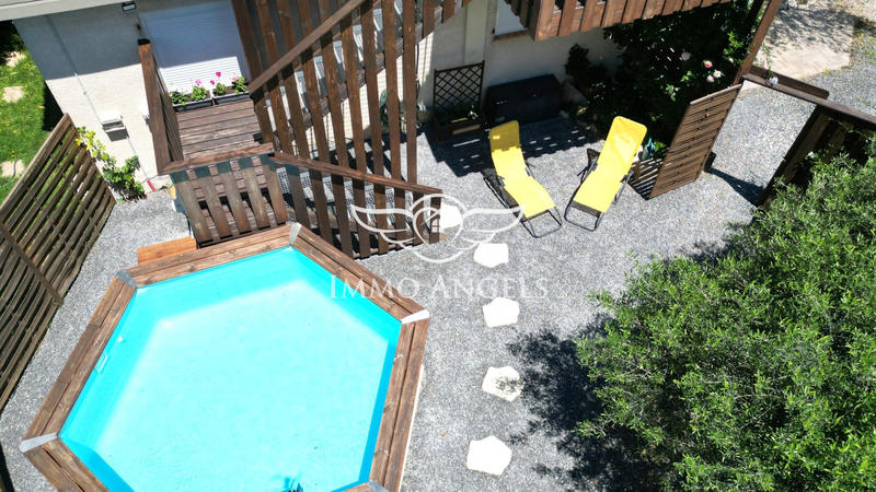 Maison - 206 m² - 9 pièces