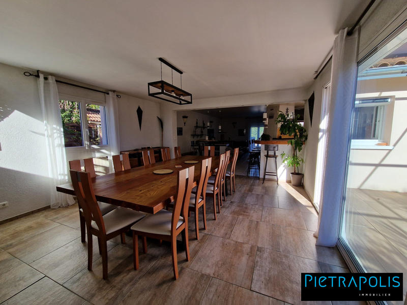 Maison traditionnelle - 171 m² - 5 pièces