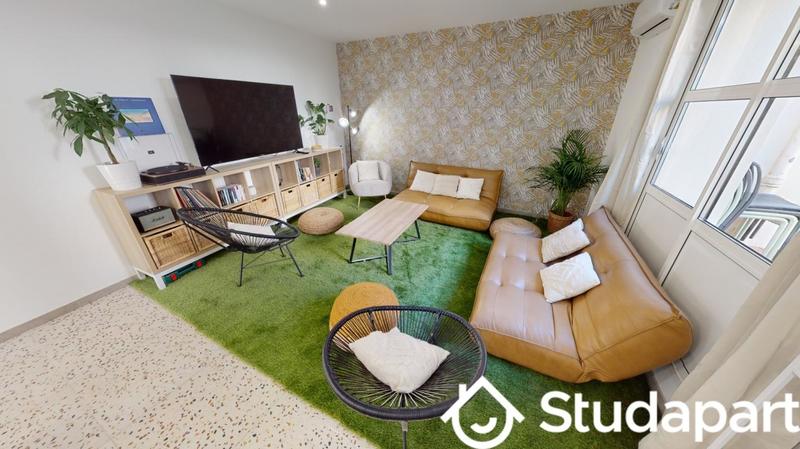 Chambre - 9 m² - 1 pièce