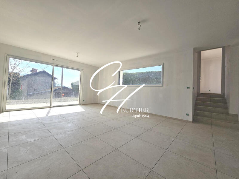 Villa - 110 m² - 5 pièces