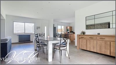 Maison - 146 m² - 5 pièces