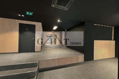 Local commercial - 130 m²