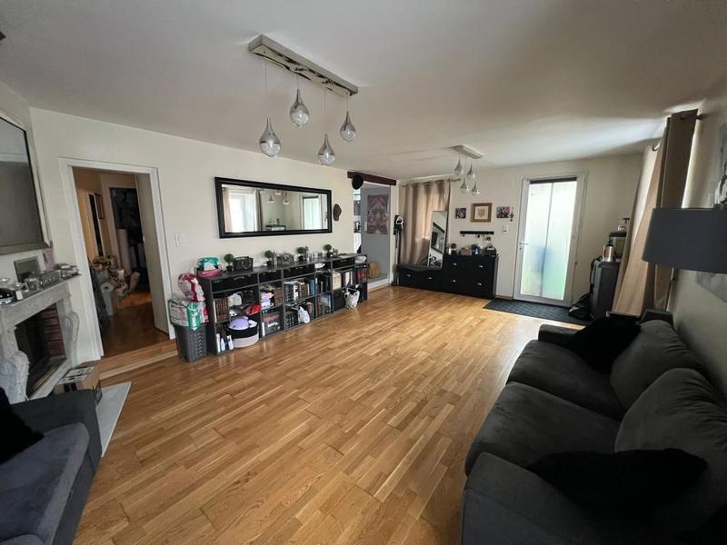 Pavillon - 140 m² - 5 pièces