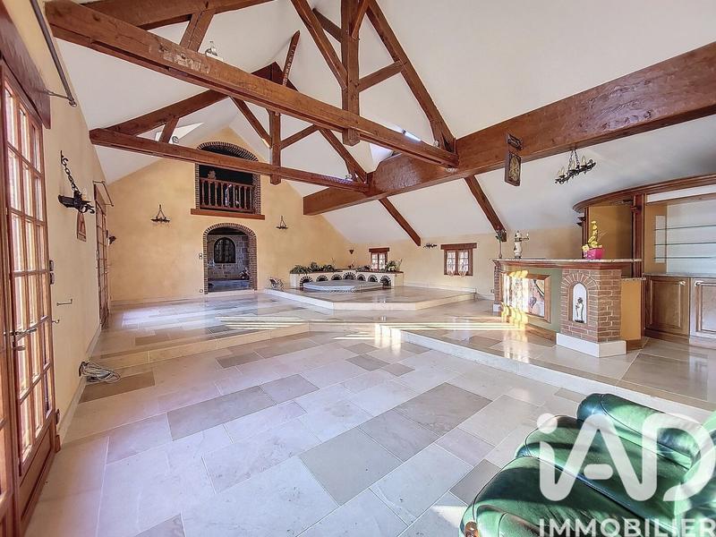 Maison - 294 m² - 10 pièces