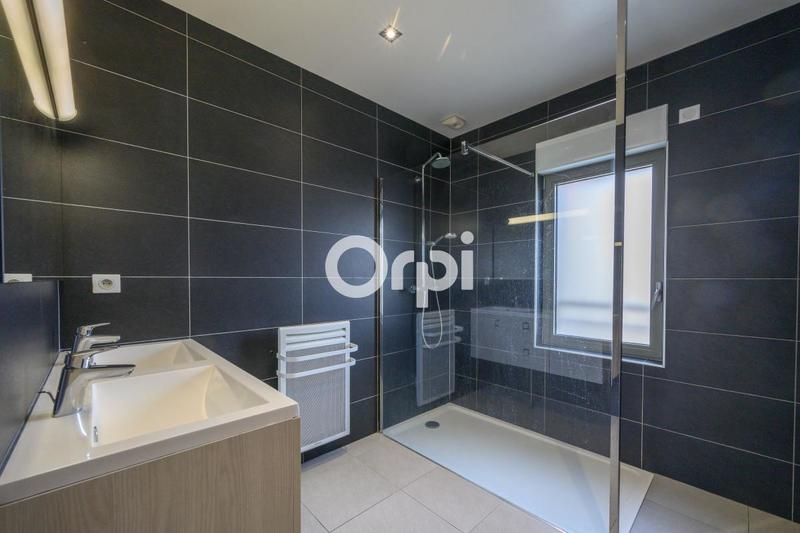 Immeuble - 209 m² - 3 pièces