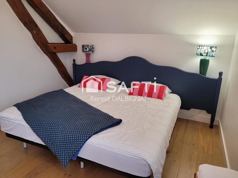 Maison - 361 m² - 12 pièces