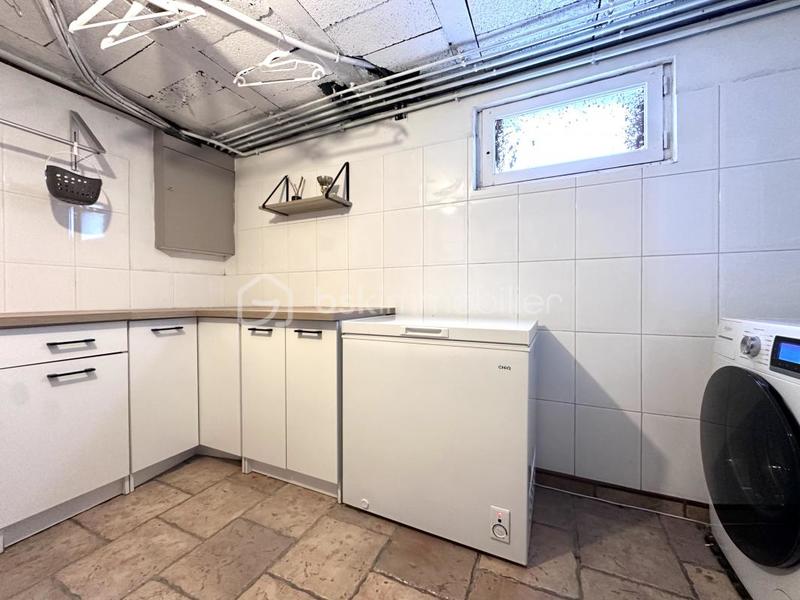 Maison - 265 m² - 8 pièces