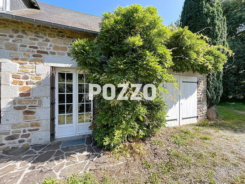 Maison - 210 m² - 8 pièces