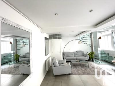 Duplex - 120 m² - 5 pièces