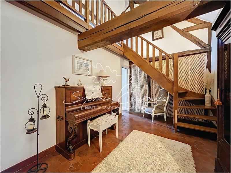 Longère - 237 m² - 9 pièces