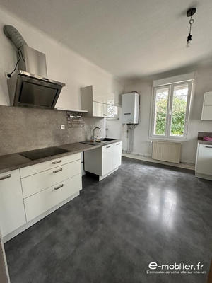 Maison - 170 m² - 8 pièces