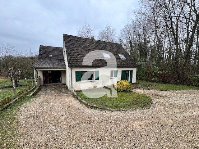 Maison - 141 m² - 7 pièces