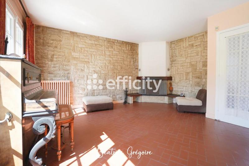 Maison - 93 m² - 4 pièces