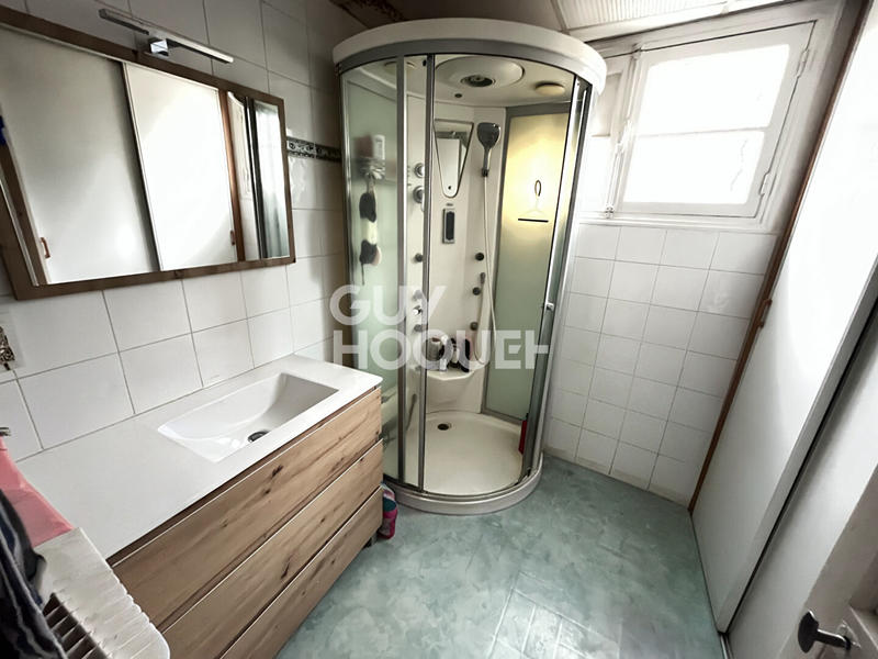 Maison - 160 m² - 8 pièces