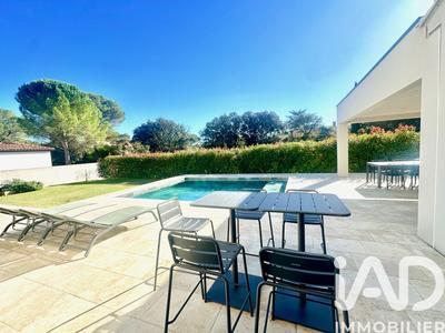 Maison de maîtres - 215 m² - 8 pièces