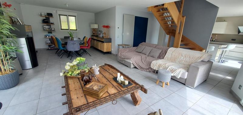 Maison - 142 m² - 7 pièces