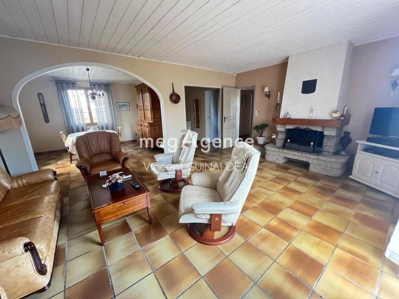 Maison - 111 m² - 5 pièces