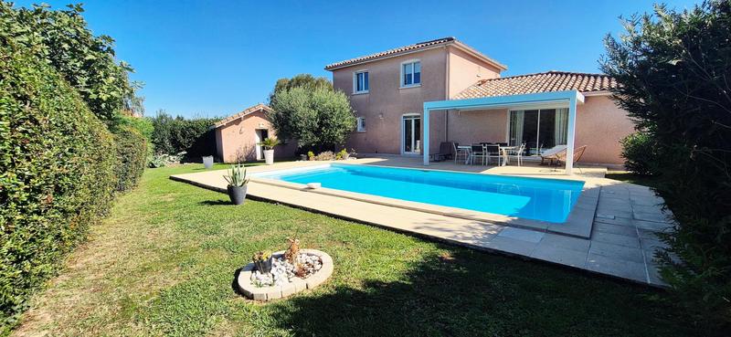 Maison - 150 m² - 5 pièces