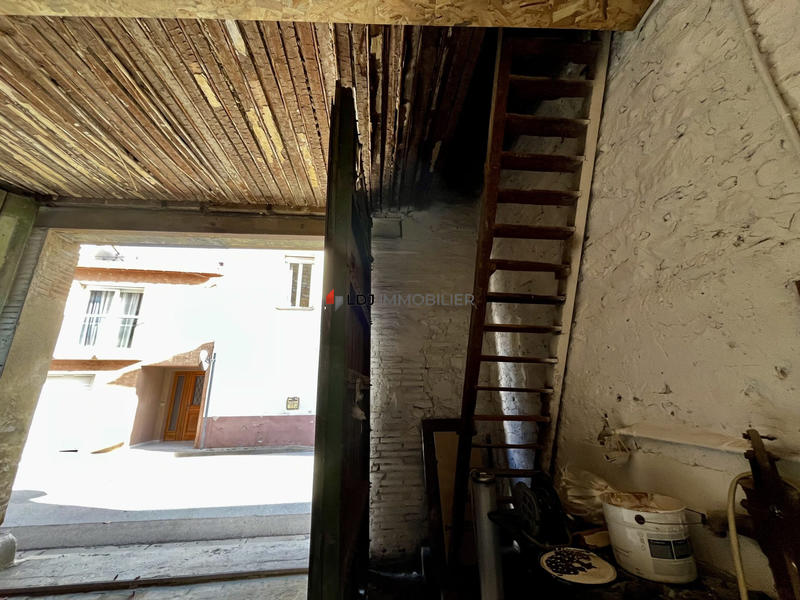 Parking / Garage - 156 m²