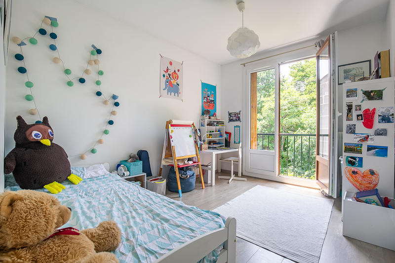 Appartement - 98 m² - 5 pièces