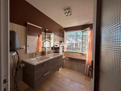 Maison - 168 m² - 7 pièces