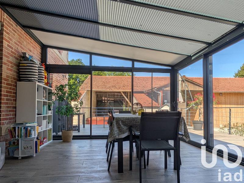 Maison - 240 m² - 8 pièces