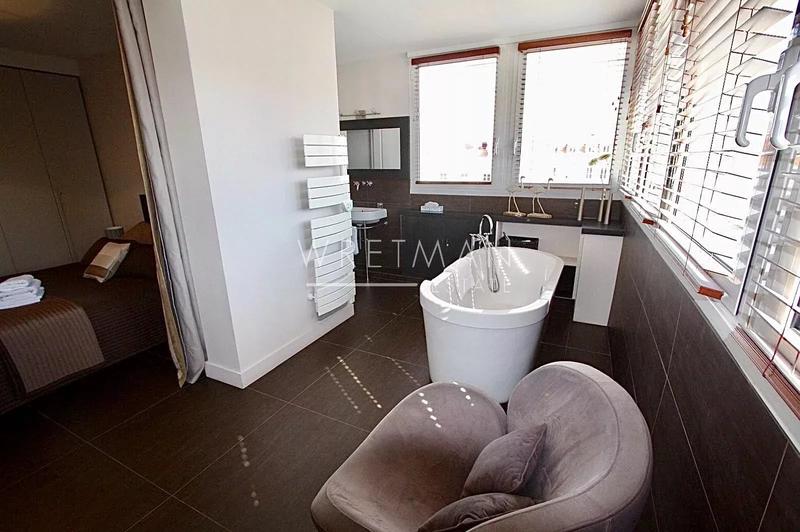 Appartement - 98 m² - 4 pièces