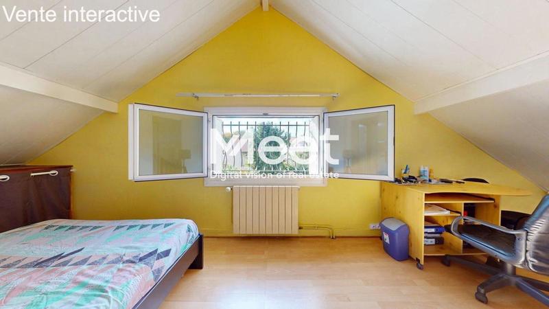 Maison - 97 m² - 5 pièces