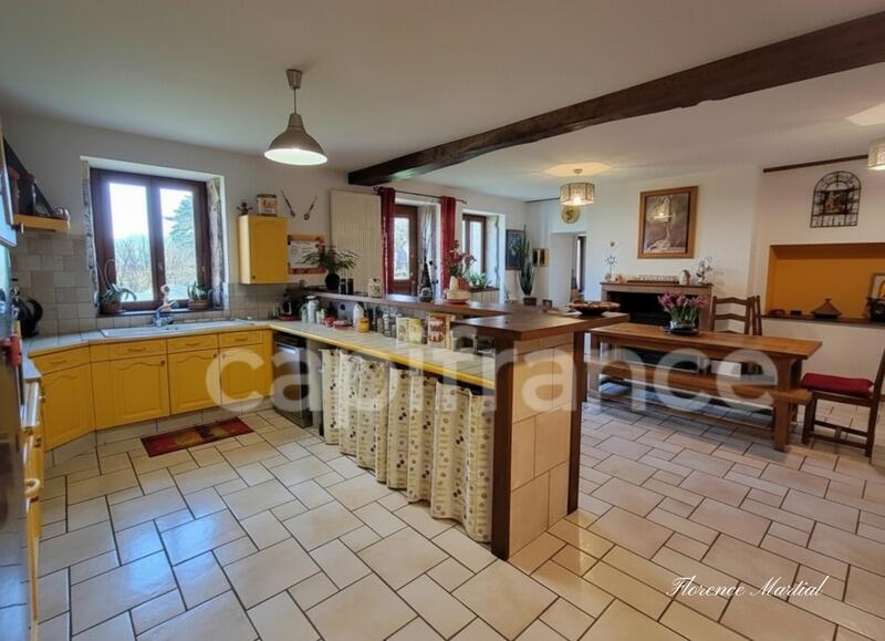 Maison - 177 m² - 6 pièces