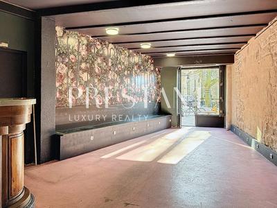 Bureau - 63 m² - 1 pièce