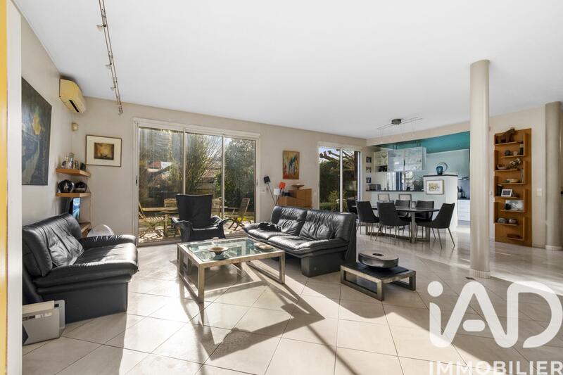 Maison de maîtres - 192 m² - 6 pièces