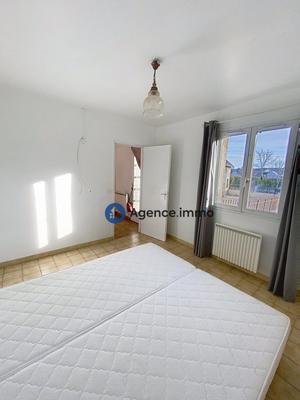 Maison - 65 m² - 4 pièces