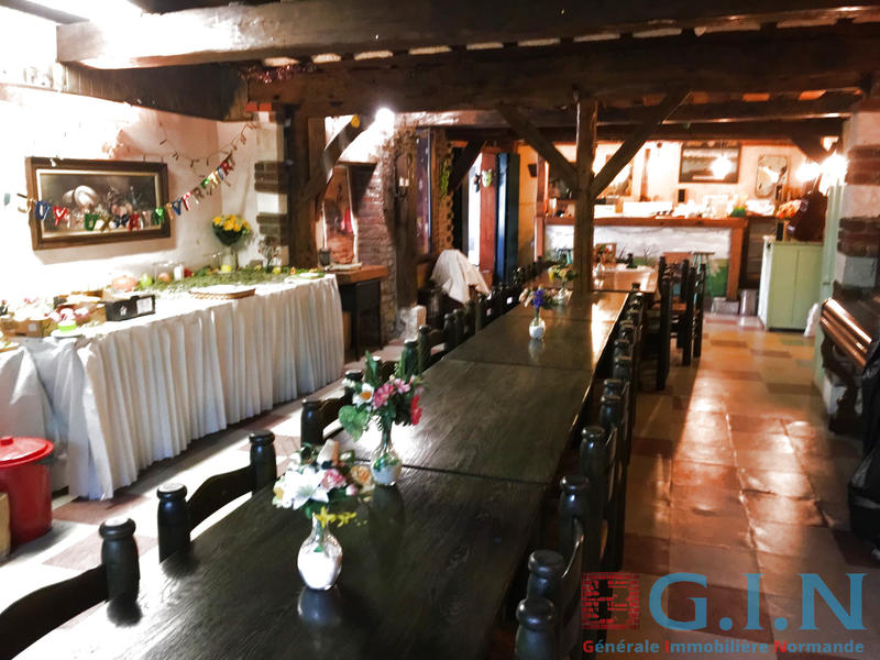 Maison - 276 m² - 5 pièces