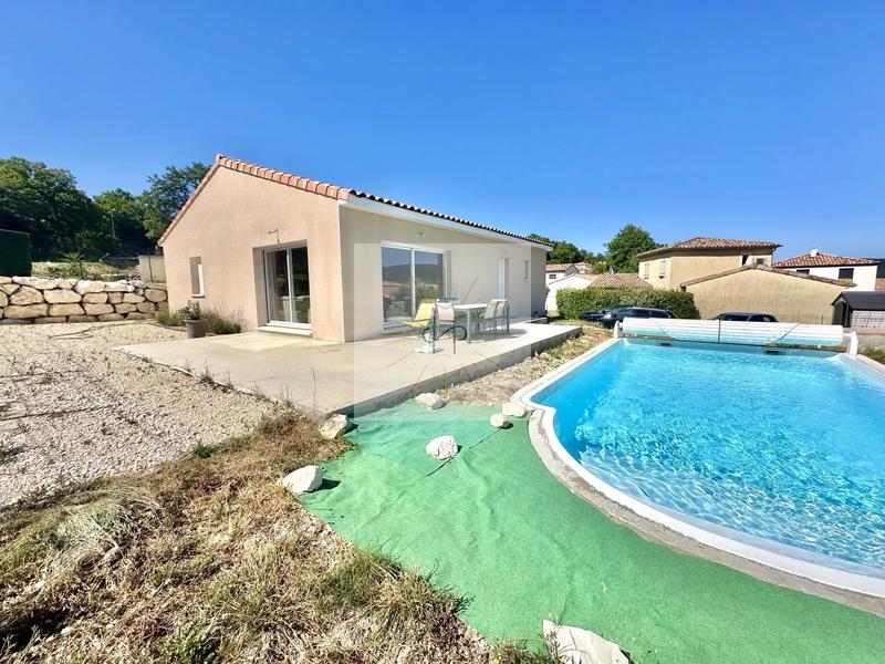 Maison - 115 m² - 5 pièces