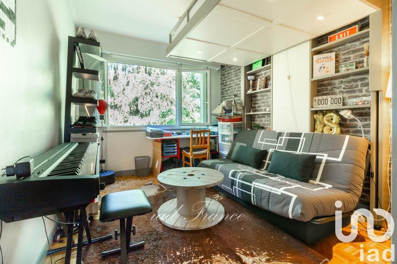 Appartement - 100 m² - 5 pièces