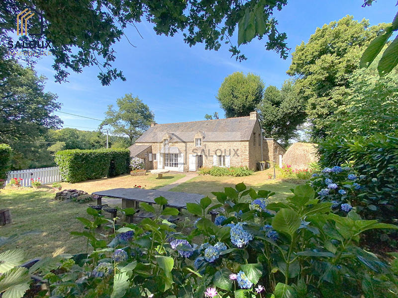 Maison - 185 m² - 6 pièces