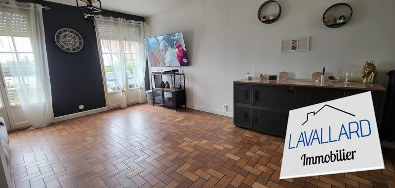 Maison traditionnelle - 131 m² - 6 pièces